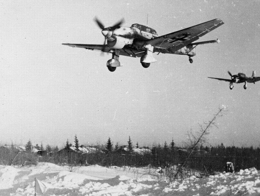 Ju-87-B2__07