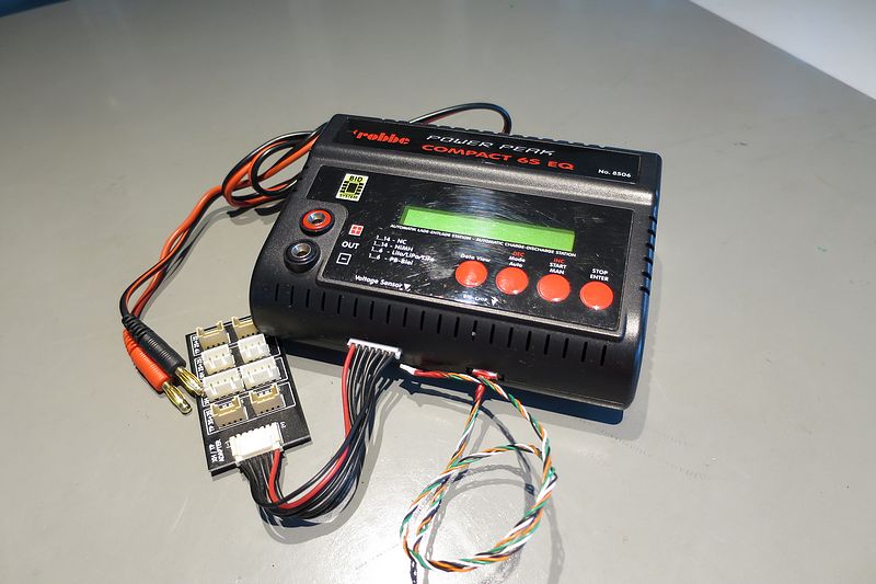 Lader Robbe Powerpeak Compact 6s EQ (8506)