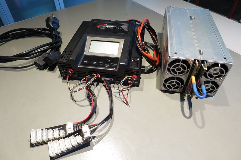 Lader Robbe Powerpeak TWIN 1000W