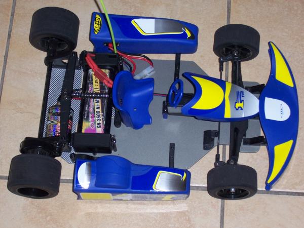 Leuke aanwinst carson elektro kart rijd super leuk heeft nu inmiddels een bestuurder