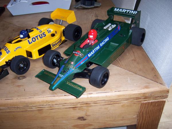 Martini Lotus Essex 79/80 Tamiya f103 chassis body van polistill  uit +/-1982