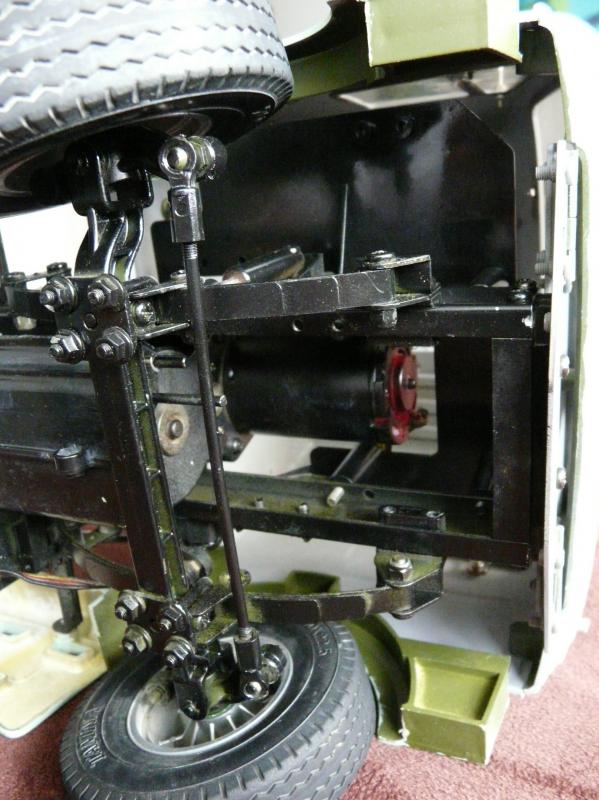 Mercedes Benz 1838LS Chassis Onderzijde 3