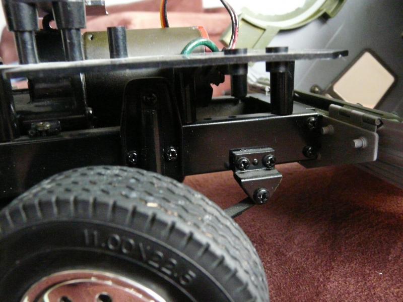 Mercedes Benz 1838LS Chassis rechterzijde 1