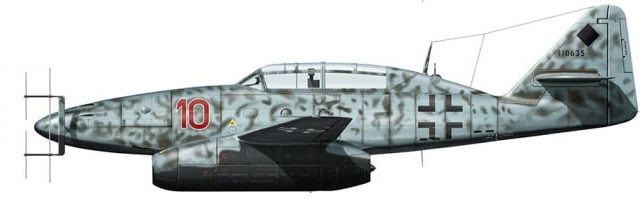 Messerschmitt_ME-262__15