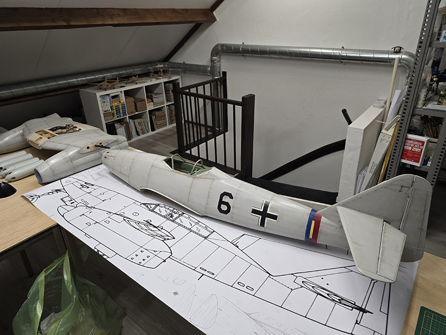 Messerschmitt_ME-262__20