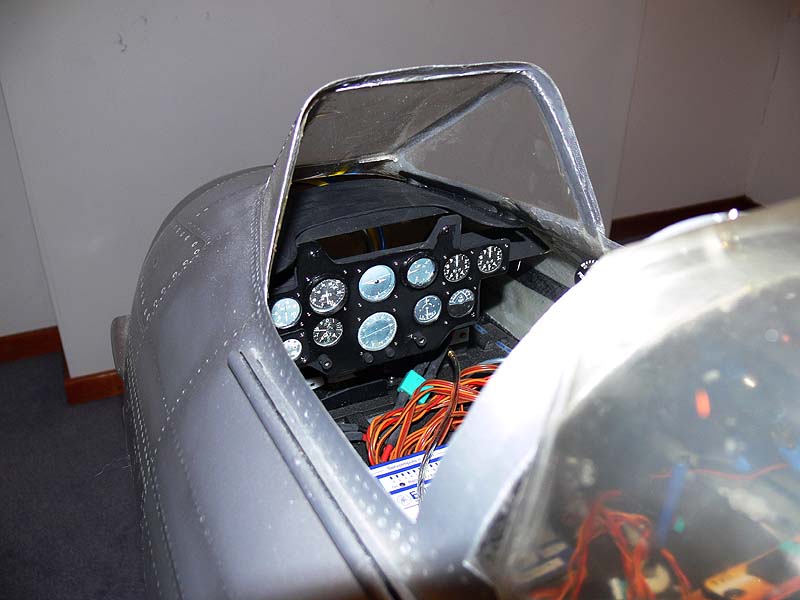 Meteor Cockpit 06