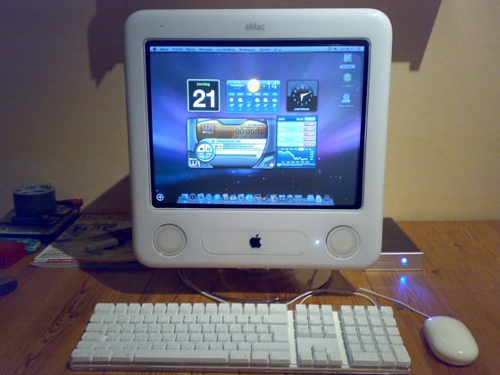 Mijn Apple eMac!!! heb eindelijks een mooi exemplaar!