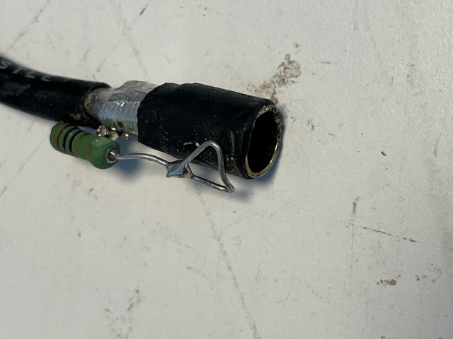 Min Aansluiting Met Vonk Weerstand