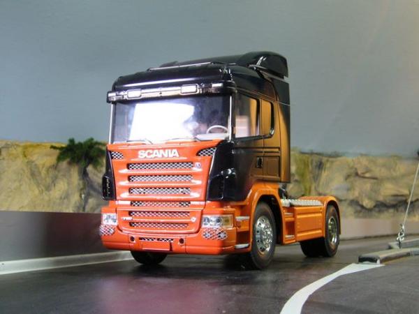 op de brug @ RC Modeltrucks Brugge