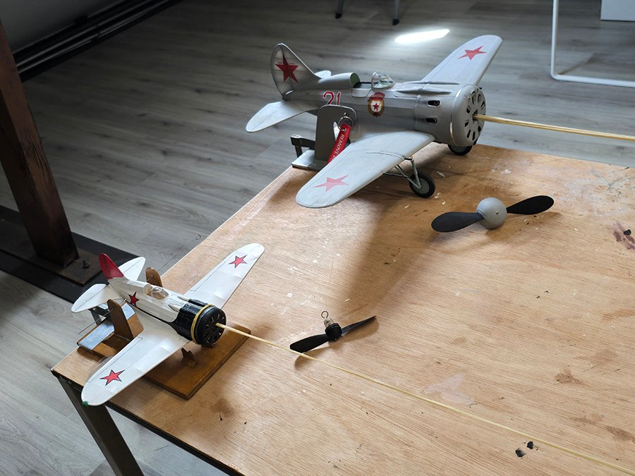 Polikarpov_I-16__142.jpg