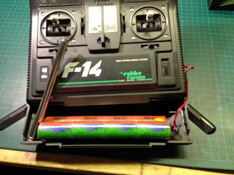 Robbe Futaba F14 40Mhz FM Zender