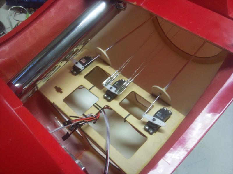 Servo ophanging