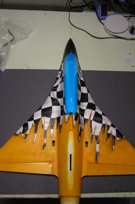 Squall airbrush resultaat met canopy en nose cone