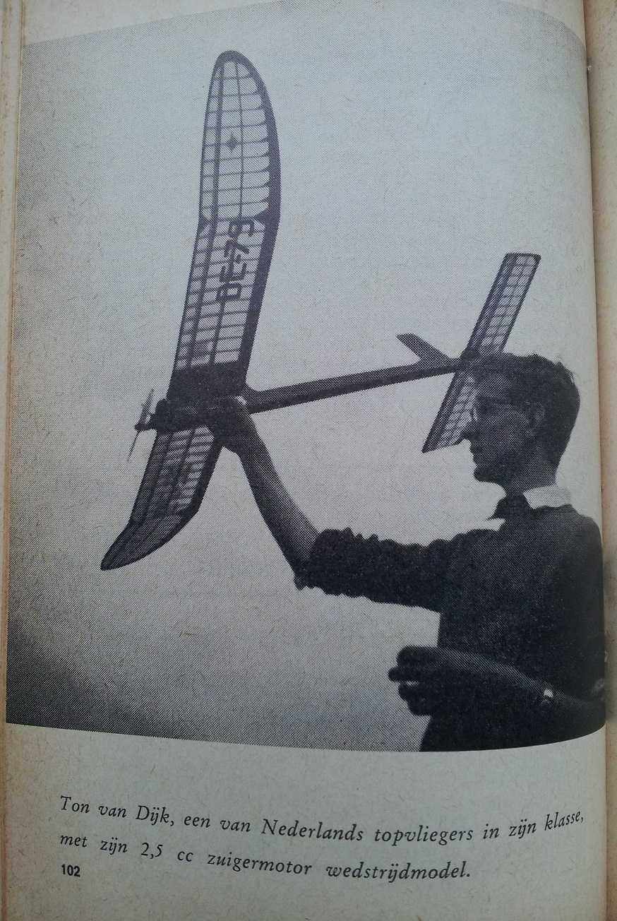 Ton Van Dijk Met Model