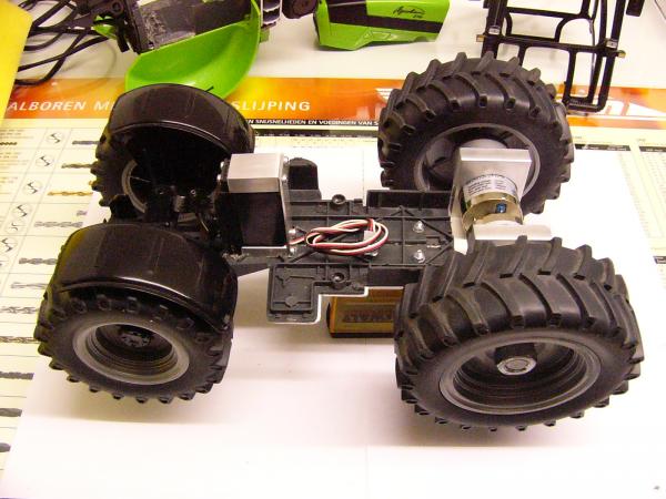 tractor diky 032